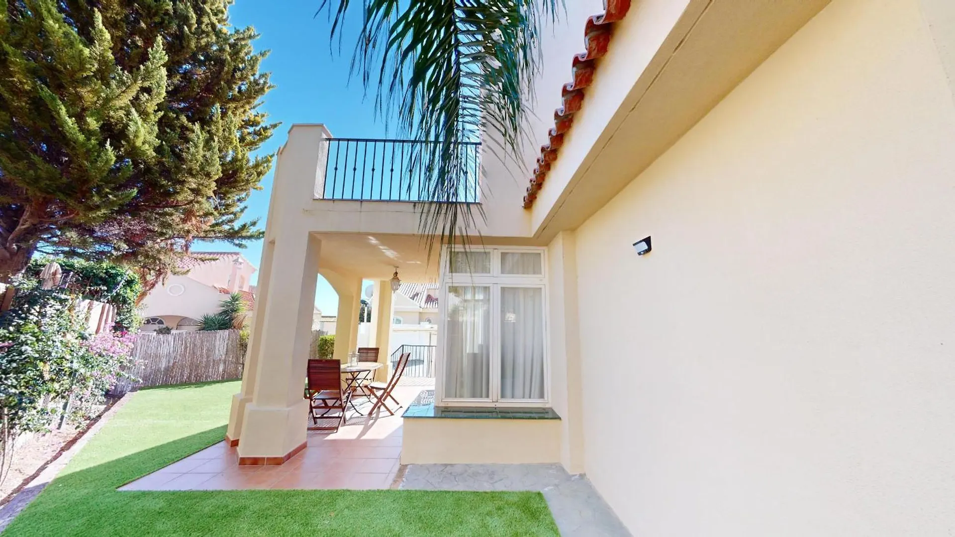 Holiday home Las Lomas De Riviera Club - Beautiful Townhouse Sitio de Calahonda
