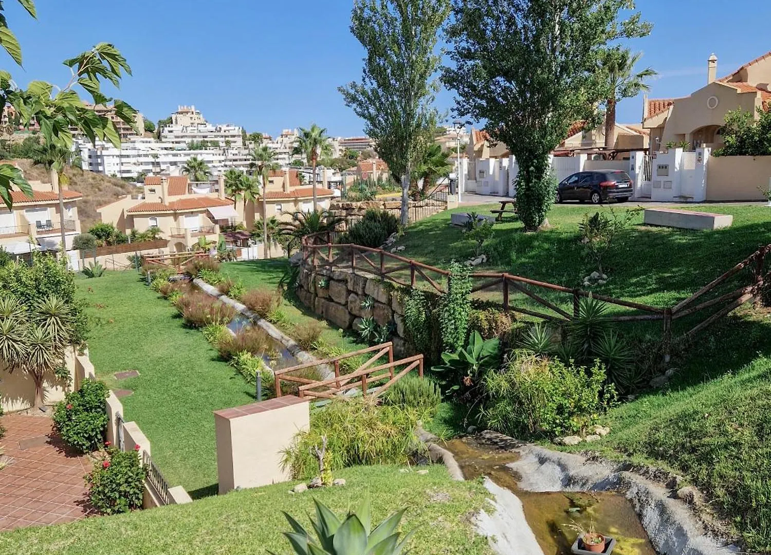 Las Lomas De Riviera Club - Beautiful Townhouse Sitio de Calahonda Holiday home