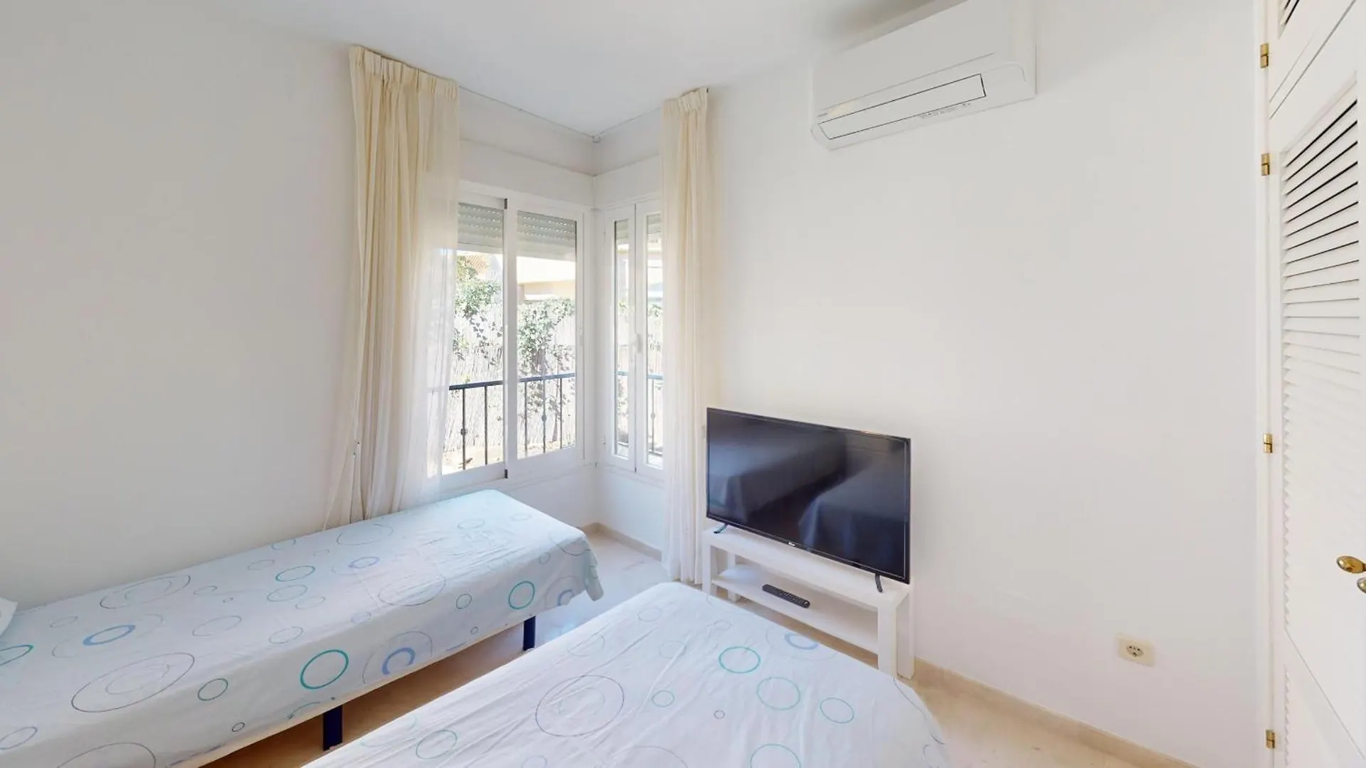 Las Lomas De Riviera Club - Beautiful Townhouse Sitio de Calahonda